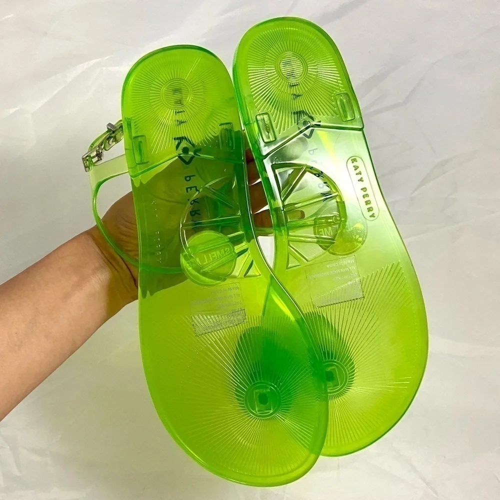 NWOT Katy Perry geli avocado sandals size 8